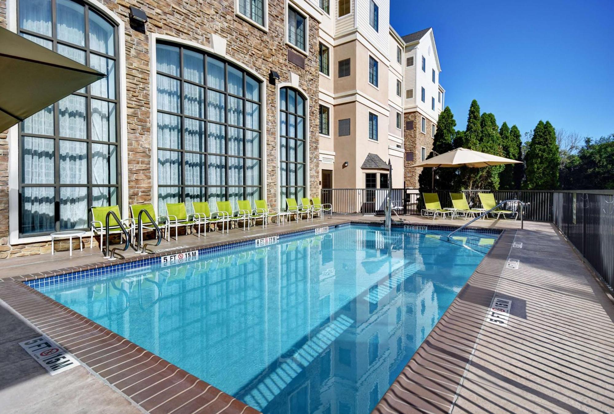 Homewood Suites By Hilton Eatontown Exterior foto